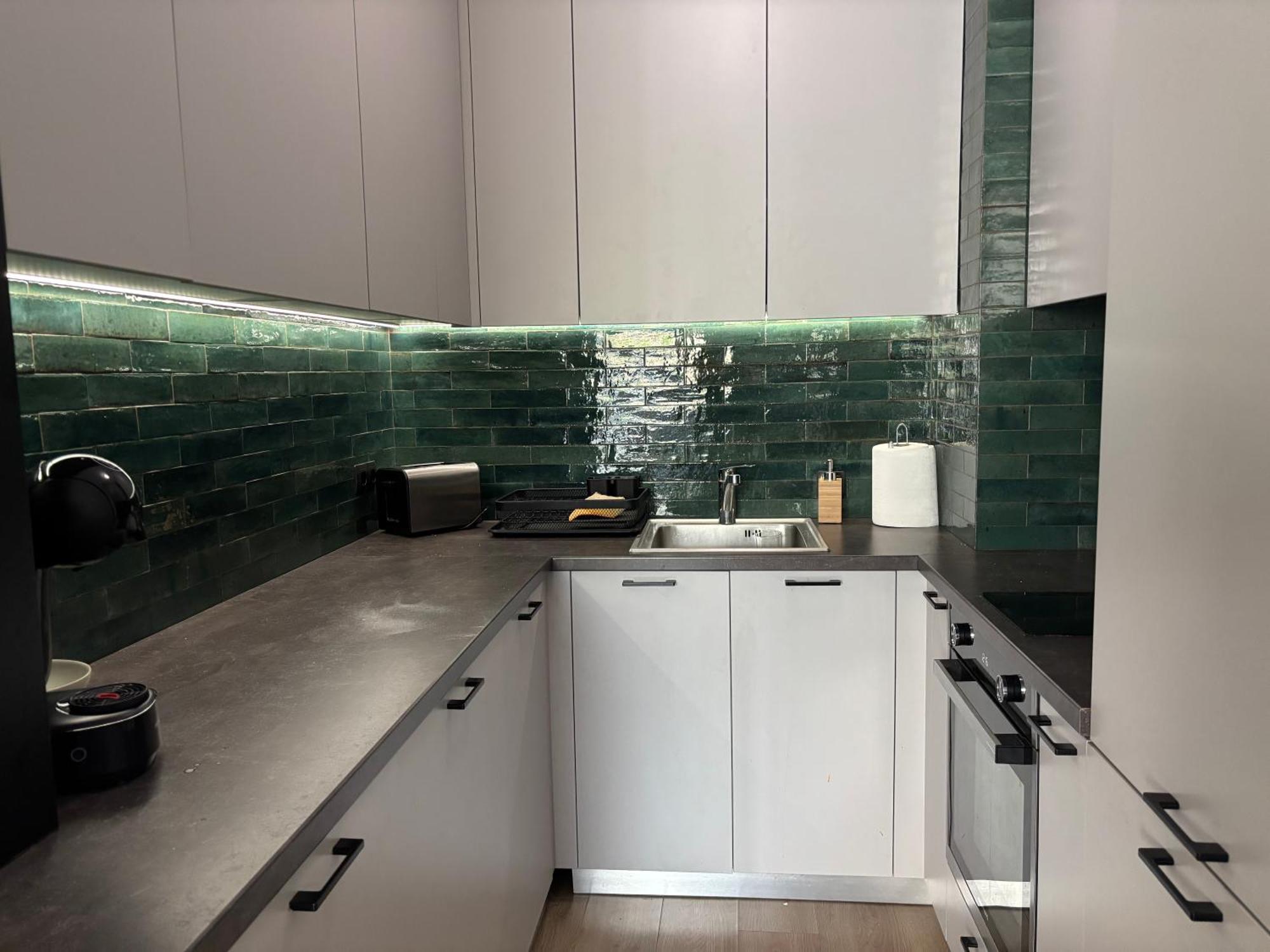 Tokiyo: A Lovely City Center 2 Bedrooms Apartment With Private Parking ソフィア エクステリア 写真